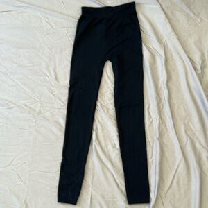 [MTLA] NWOT Kristin Fleece Cable Knit Legging - size M
